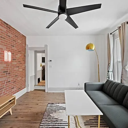 Center Of Little Italy #4 Apartment Cleveland Exterior photo