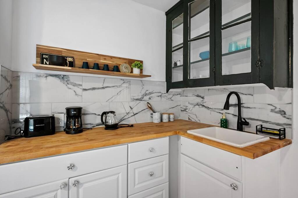 Center Of Little Italy #4 Appartement